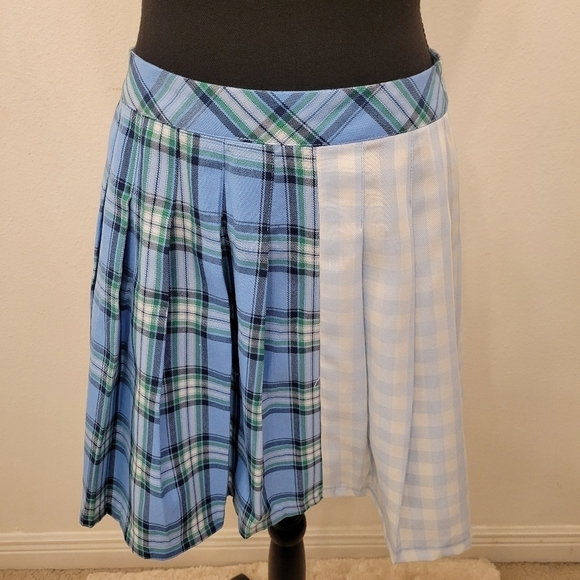 Forever 21+ Reworked Plaid Mini Skirt, NWT, Size 0X - Picture 6 of 12